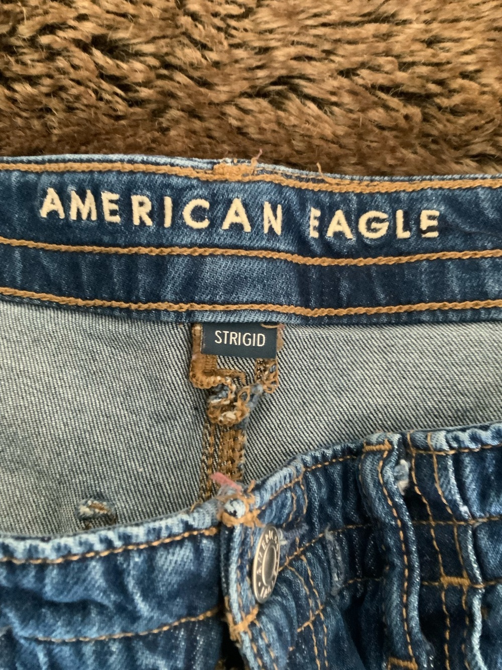 AE Dreamy Drape Strigid Low-Rise Ultra Wide-Leg Jean - Picture 6 of 8